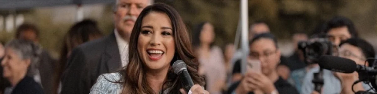claudia-zaker-spotlight-header